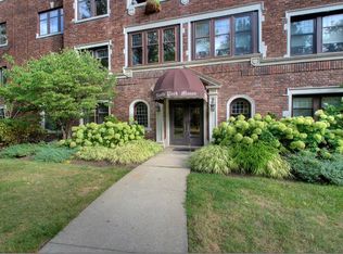 2425 N Park Blvd APT 3, Cleveland, OH