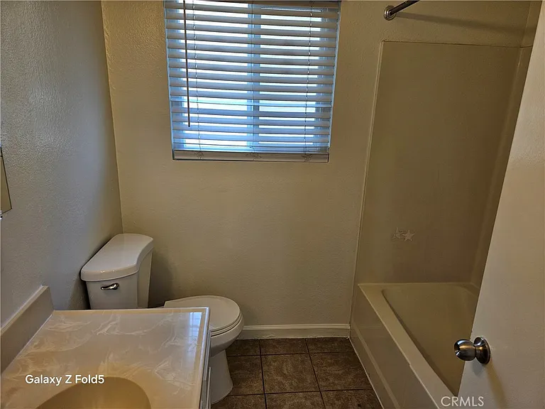 12621 Adelle St — Photo 9