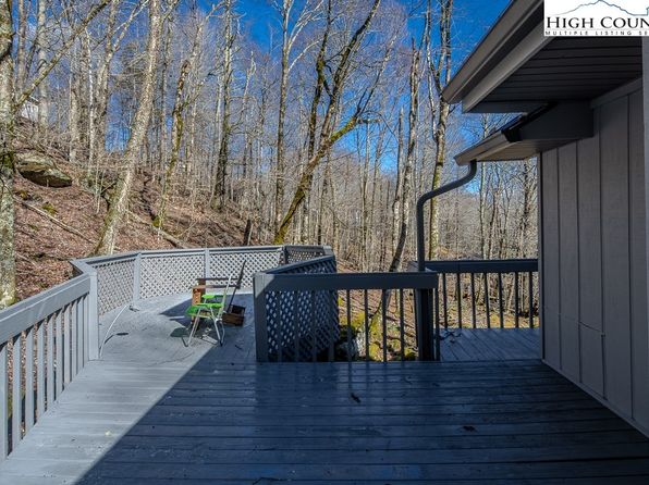126 Staghorn Hollow Road, Beech Mountain, NC 28604