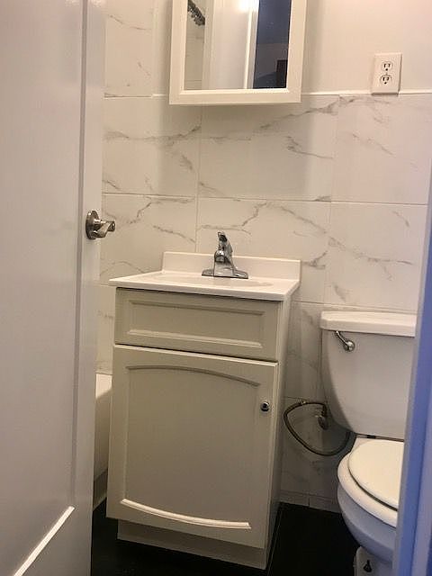 1st image of 844 Flatbush Ave APT 4C