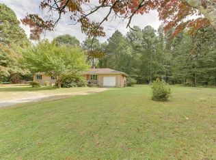 6822 Enfield Rd, Gloucester, VA 23061