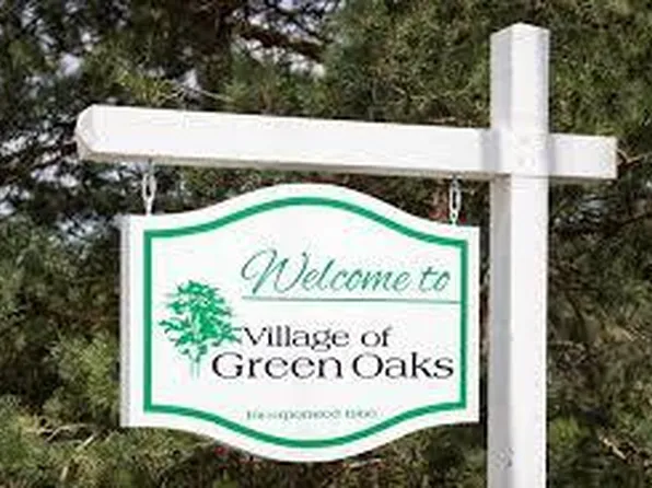 315 & 335 Saint Marys Rd N, Libertyville, IL 60048