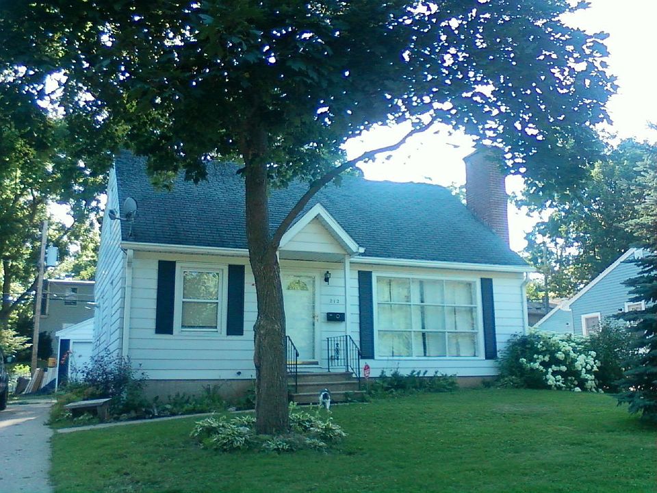 212 Tilton Park Drive