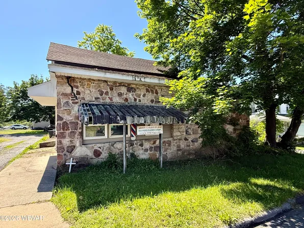 424 Wright St, Lock Haven, PA 17745