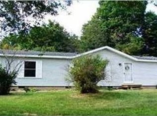 15519 White Creek Ave NE, Cedar Springs, MI 49319