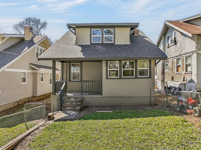 2711 Elmwood Ave — Photo 23