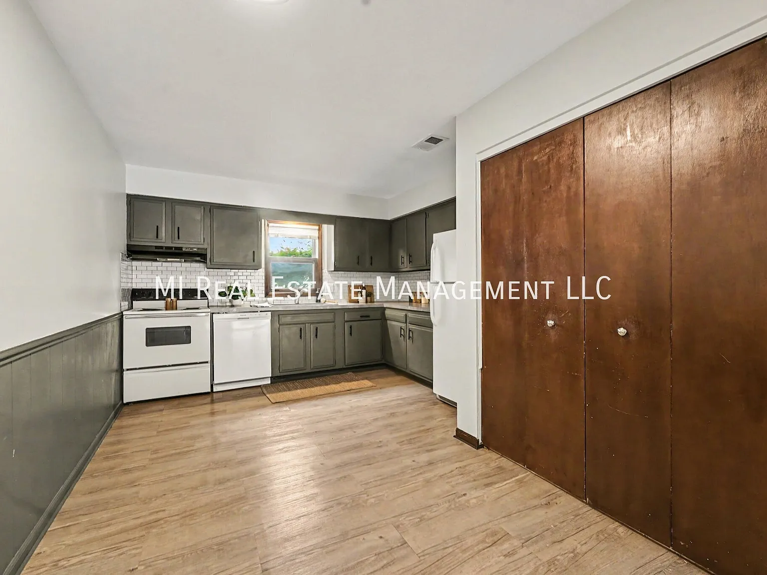 2 bed, 1.0 bath, 800 sqft, $1,450 — Photo 3