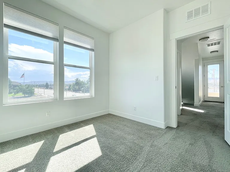 11108 S Owen Ridge Way — Photo 40