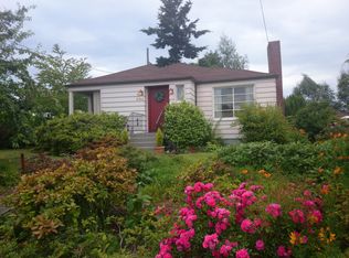 8703 25th Ave NW, Seattle, WA 98117