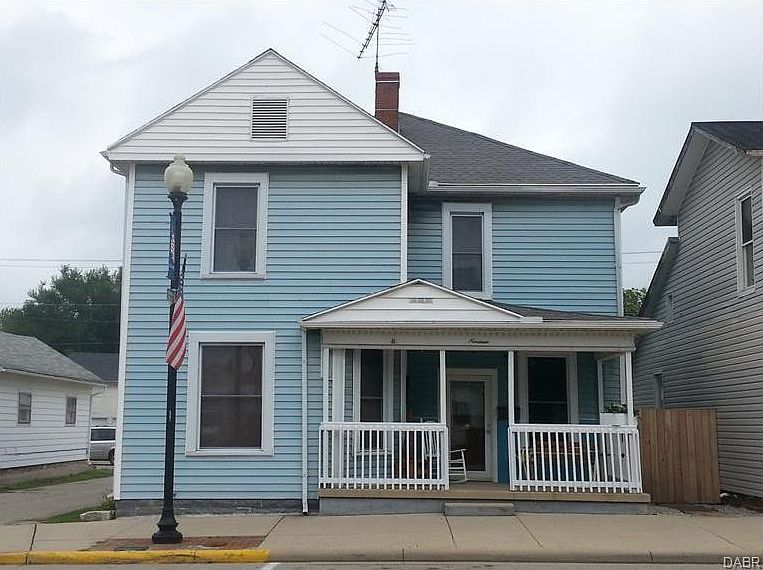 1st image of 19 W Dayton St
