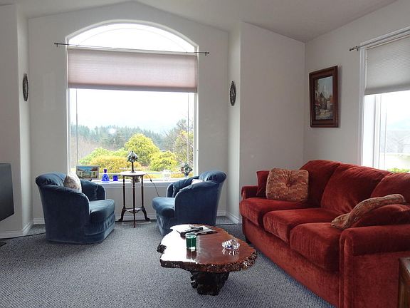 2nd image of 5087 NE Voyage Ave