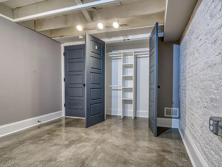807 Light St #A — Photo 19