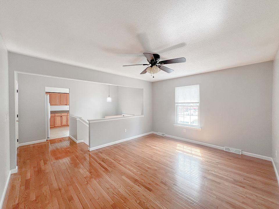 1st image of 323 SE Melody Ln #B