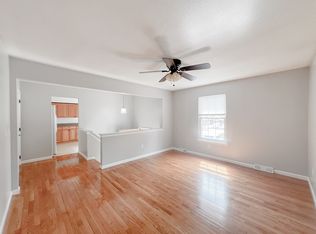 323 SE Melody Ln #B, Lees Summit, MO 64063