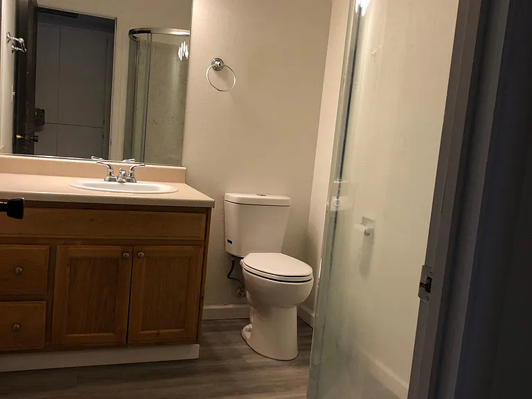611 Brickyard Dr #611 — Photo 8