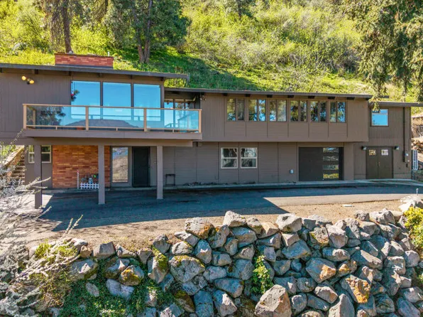 1215 Lakeshore Dr, Klamath Falls, OR 97601