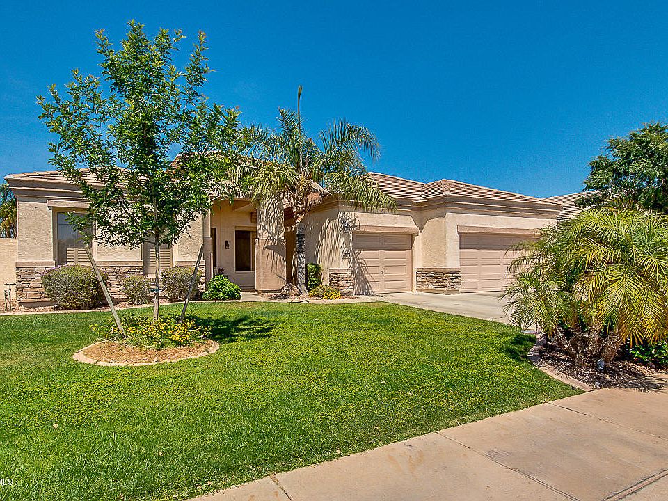 1st image of 2970 E Canyon Creek Dr