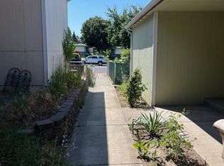 1725 E Boone Ave, Spokane, WA 99202