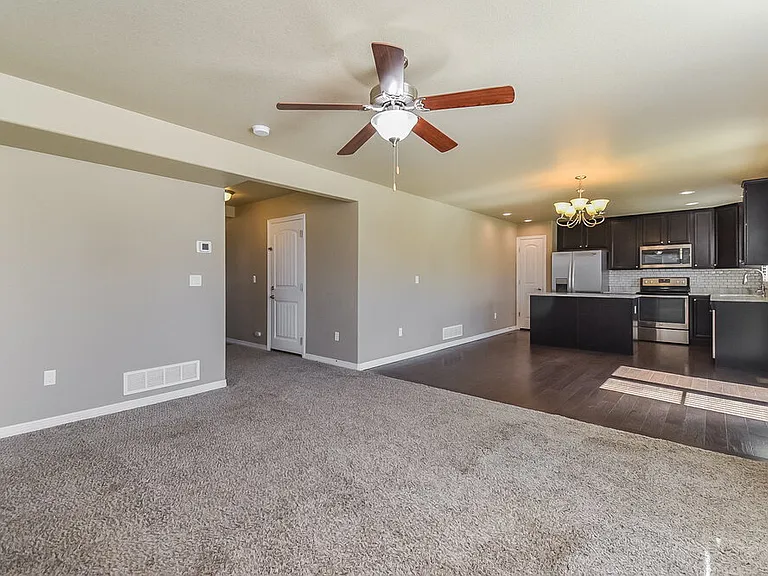 6165 Fiddle Way — Photo 5