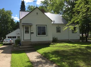 626 S Hamlin St, Shawano, WI 54166