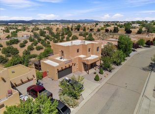 4708 Contenta Rdg, Santa Fe, NM 87507