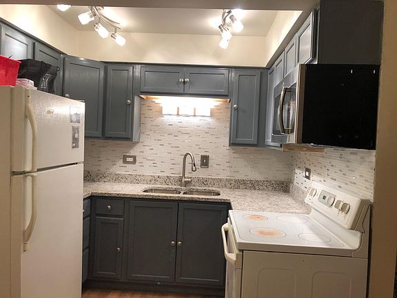 Newly remodel kitchen with electric appliances