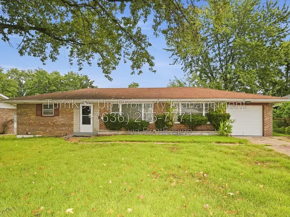 9922 Norwich Dr, Saint Louis, MO 63137