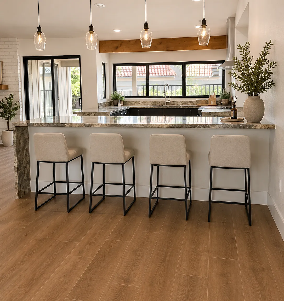 4 bed, 2500 sqft, $7,500 — Photo 3