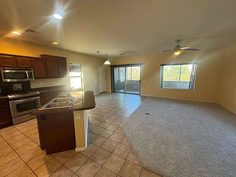 6041 S Raven Rock Rd — Photo 15