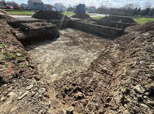 52 Chestnut St, Springboro, OH 45066