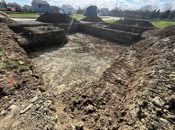 52 Chestnut St, Springboro, OH 45066