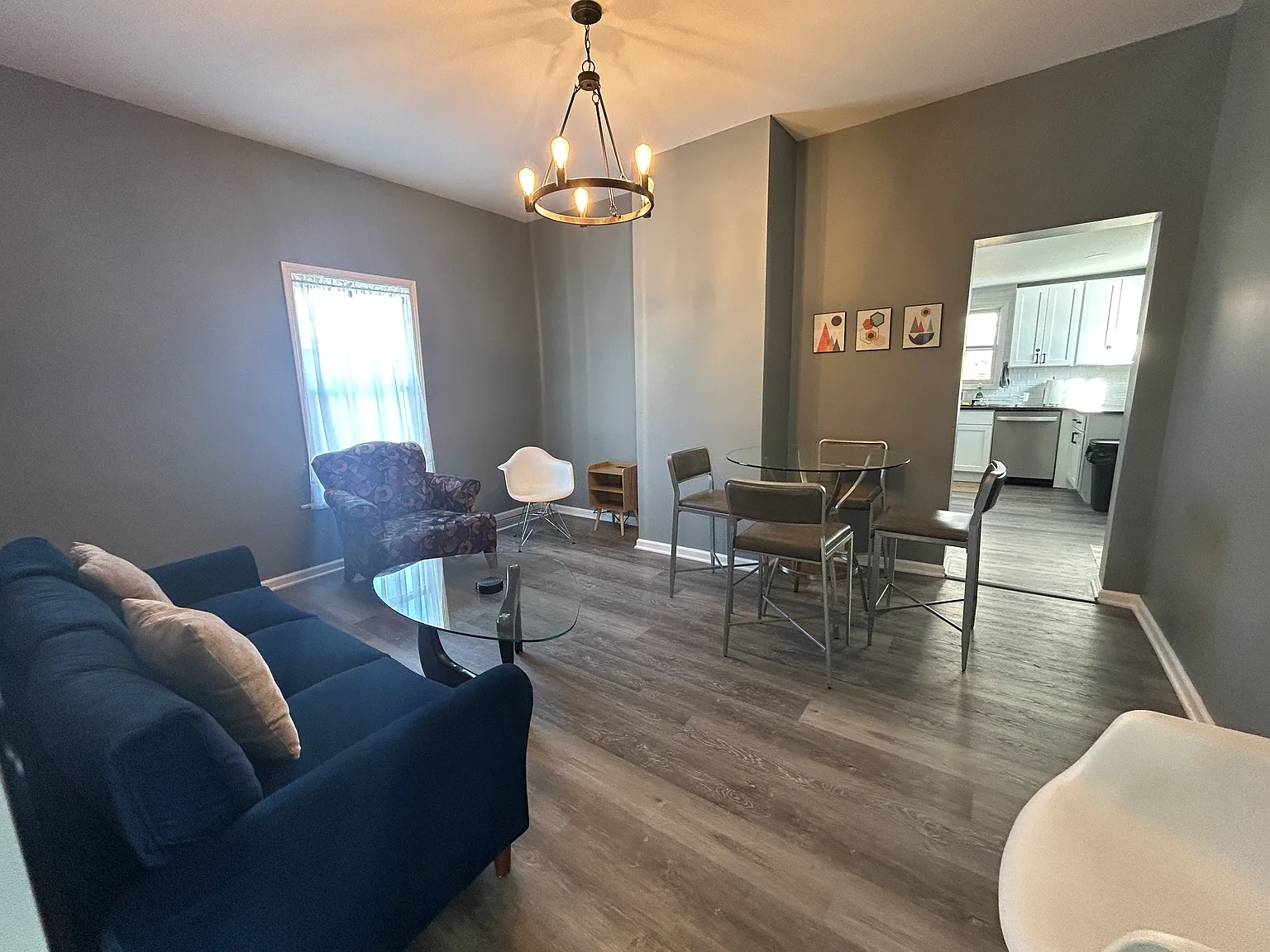 1632 Holmden Ave — Photo 4