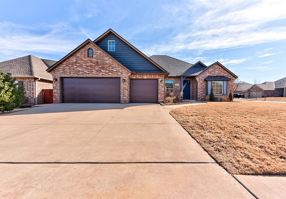 1st image of 3217 Skye Ridge Dr