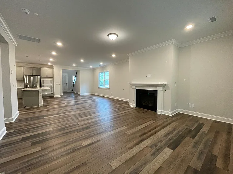 3924 Mount Moran Rd — Photo 4