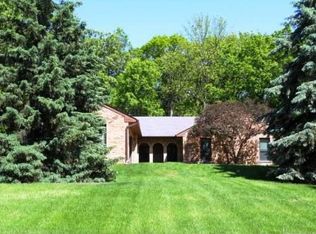 22206 Little Pond Rd, Kildeer, IL 60047