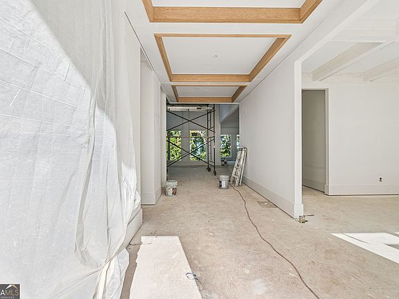 4th image of 1728 Plunketts Rd