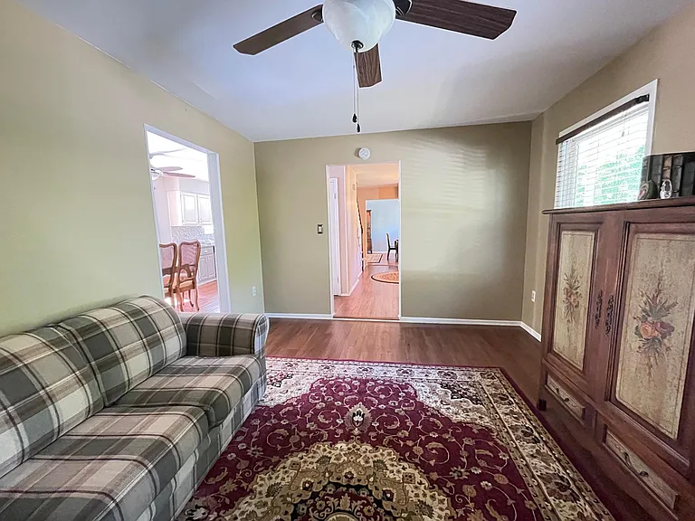 16 Jenny Ln — Photo 22