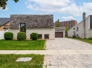 52 Masseygrove Cres, Toronto, ON M9V 3C9