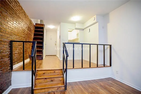 Rented by Mirador Real Estate | media 11