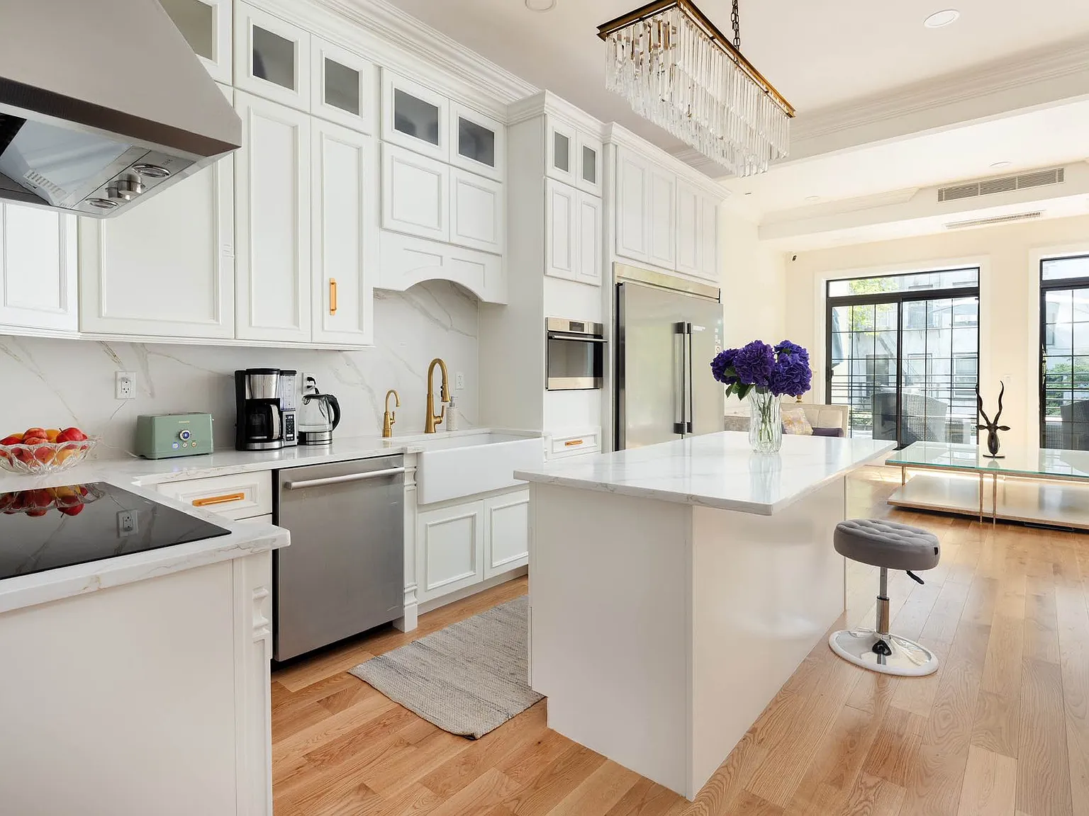450 West 44th Street — Photo 3