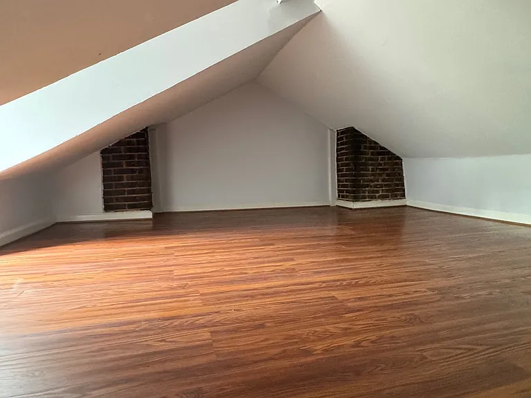 843 Blossom Way — Photo 7