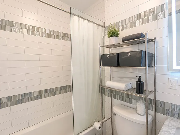 255 Linden St #A3L — Photo 8