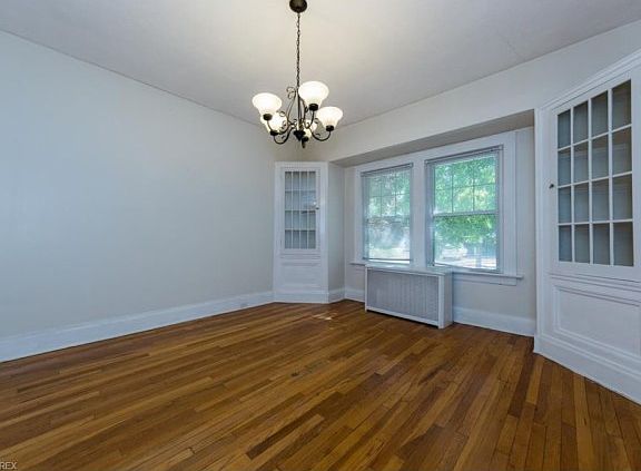 4th image of 3117 Meadowbrook Blvd