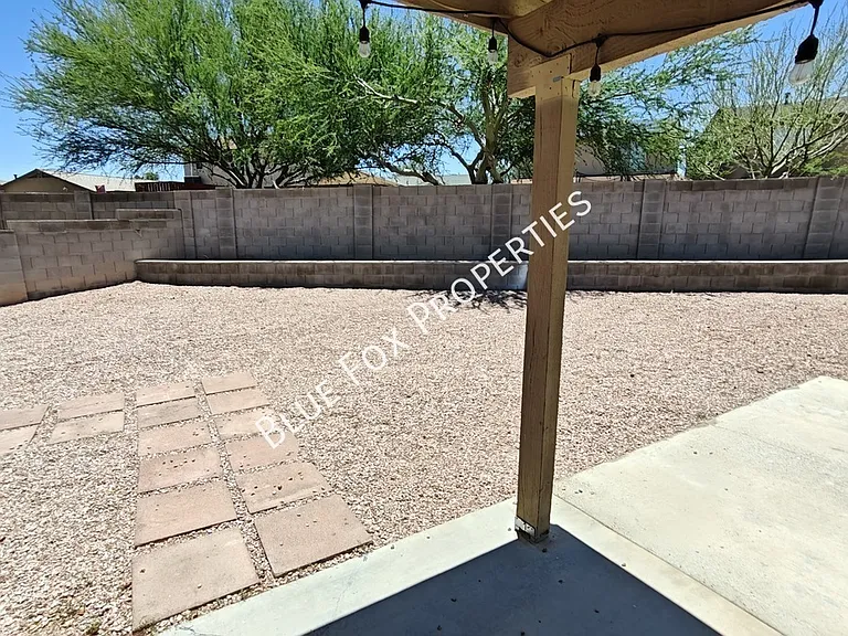 3754 E White River Dr — Photo 36