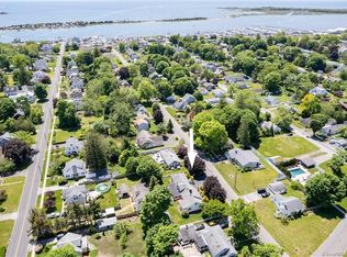 6 Cedar Island Ave, Clinton, CT 06413