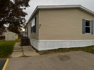 363 Shummard Br, Oxford, MI 48371