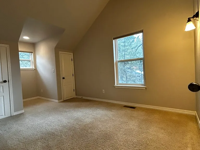 Upstairs bedroom #2