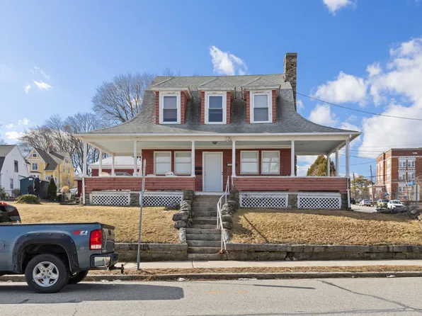 209 Pequot Avenue, New London, CT 06320