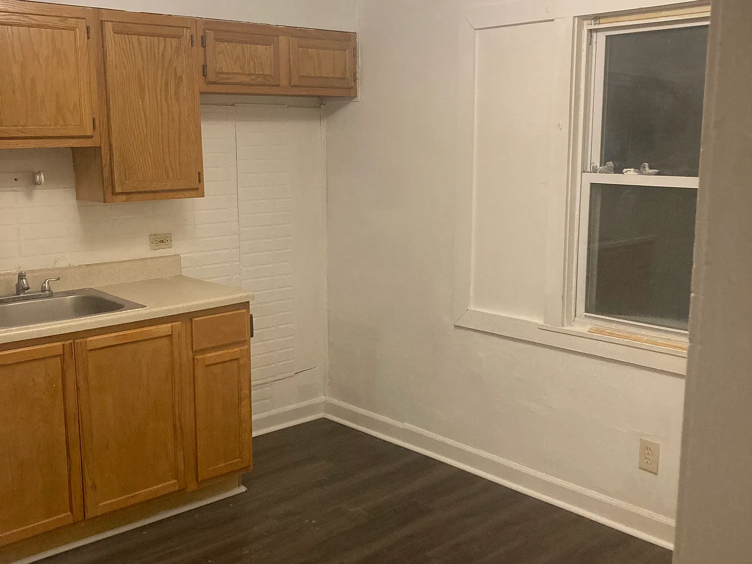 2 bed, 900 sqft, $975 — Photo 1