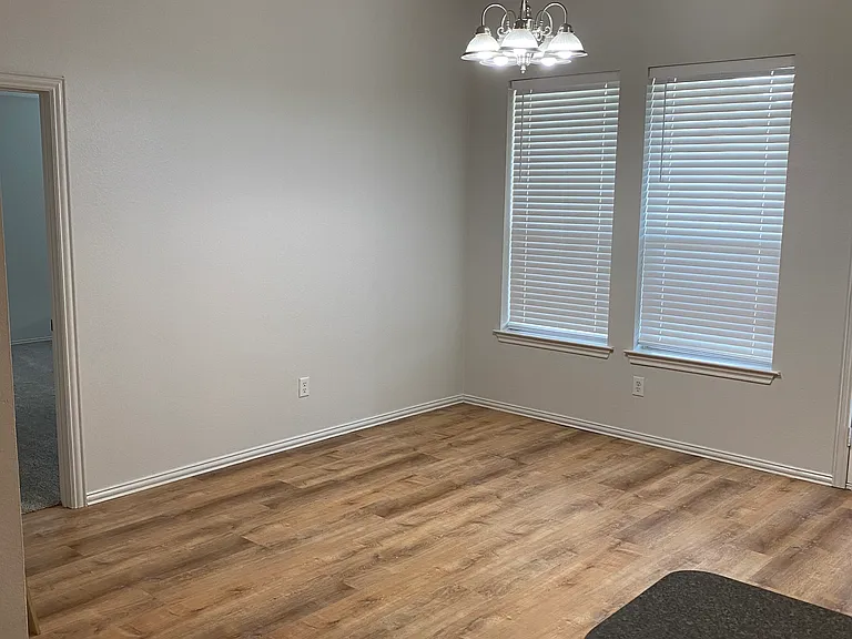 116 Lipan St — Photo 5